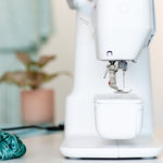 BERNINA b325 – NEUES Modell 2025 - die stylische Einsteigerin (jetzt Vorbestellen)