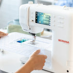 BERNINA B335 –  Modell 2025 - die moderne Enthusiastin