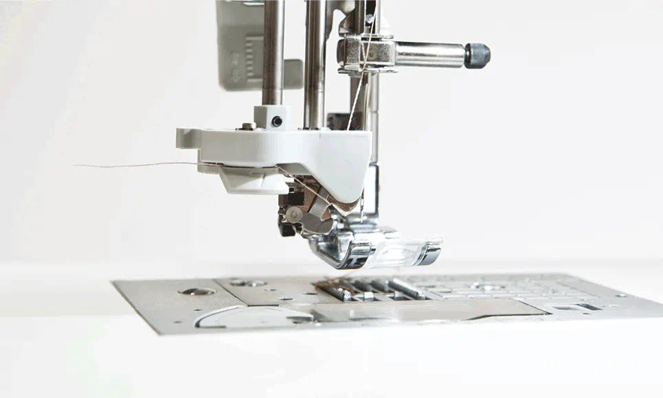 BROTHER - Innov-is F 420 - unsere Nähmaschine mit Kniehebel