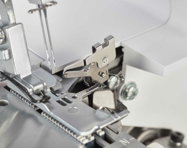 BERNETTE  von BERNINA - 44DE Funlock - Overlock