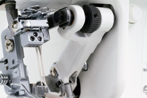JUKI MO - 735 - die perfekte Coverlock